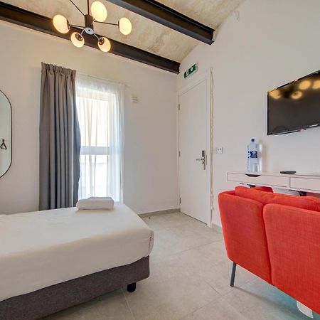 Private Rooms With Bathroom In فاليتا المظهر الخارجي الصورة