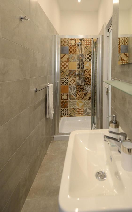 Private Rooms With Bathroom In فاليتا المظهر الخارجي الصورة
