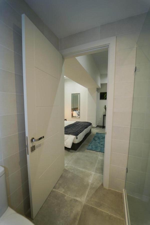 Private Rooms With Bathroom In فاليتا المظهر الخارجي الصورة